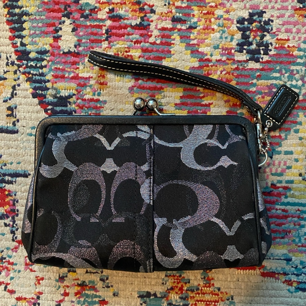 Coach | Wristlet | Black + Silver